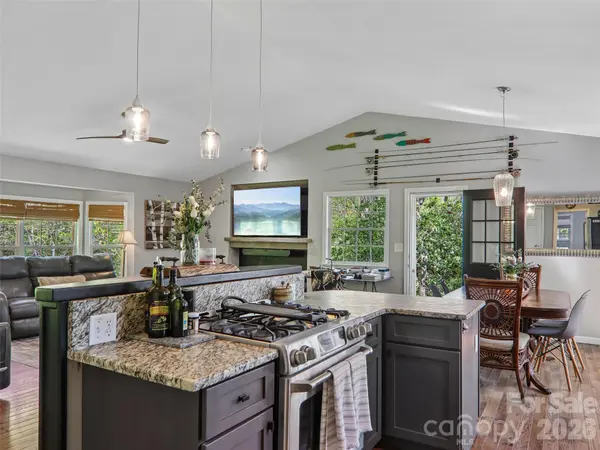 554 Pisgah Forest DR, Pisgah Forest, NC 28768