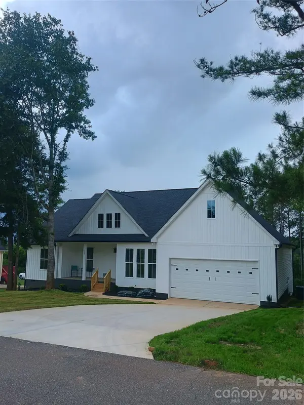 139 Blue Sky CIR, Shelby, NC 28152