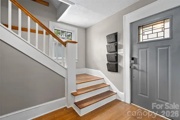 23 Lanvale AVE, Asheville, NC 28806