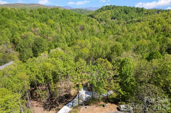 233 Arcadia Falls WAY, Black Mountain, NC 28711