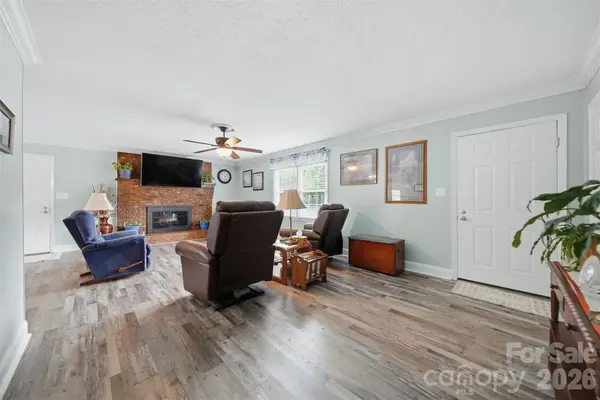 190 Dixie Trail DR, Forest City, NC 28043