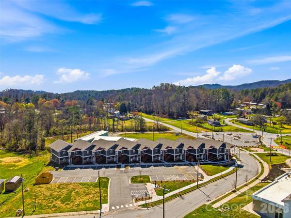 143 Carver ST #1, Brevard, NC 28712