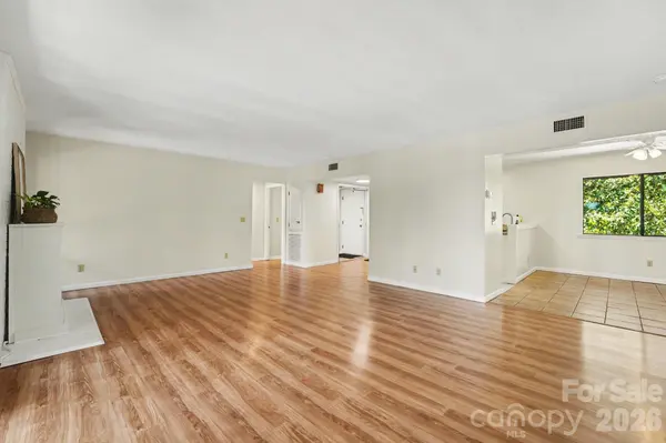 250 Sugar Gum LN #224, Pinehurst, NC 28374