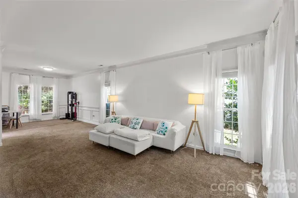 8906 Glade CT, Huntersville, NC 28078