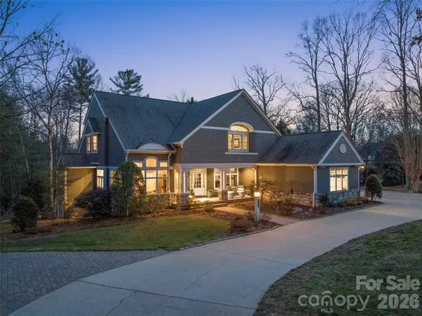 701 Baneberry CT,  Asheville,  NC 28803