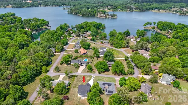 102 Starmount DR, Kings Mountain, NC 28086