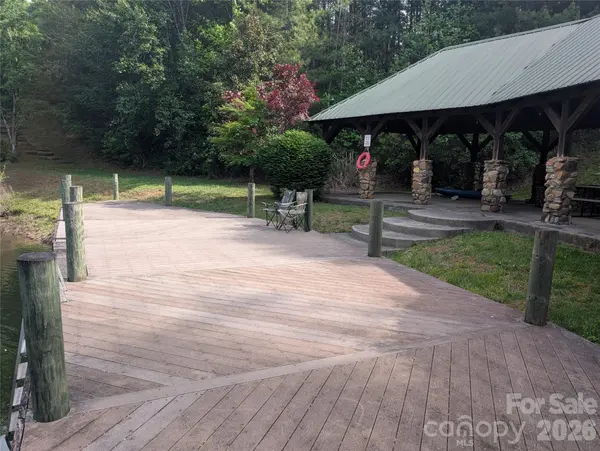 00 Hosta LN, Hendersonville, NC 28739