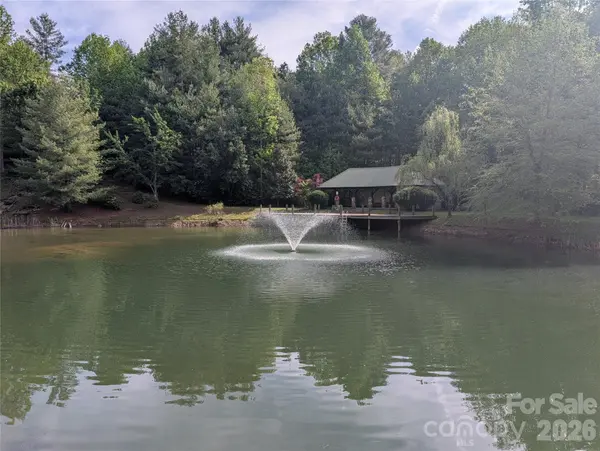 00 Hosta LN, Hendersonville, NC 28739