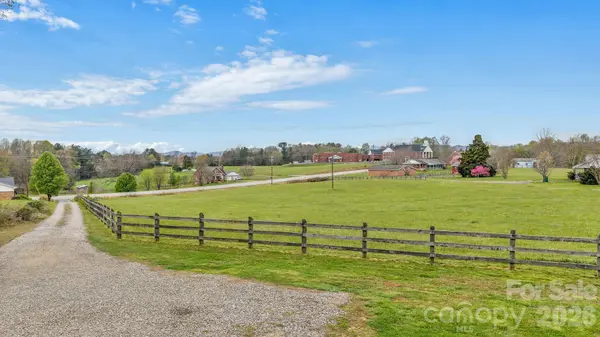 2228 Sparta RD, North Wilkesboro, NC 28659