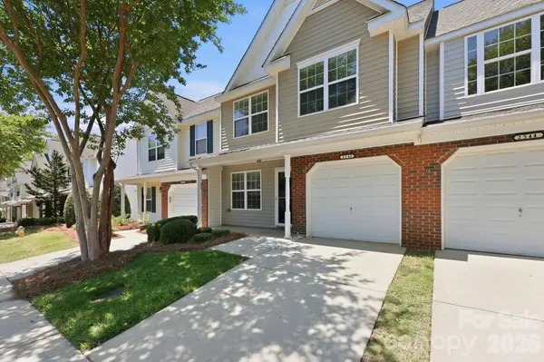 2548 Brackley PL NW, Concord, NC 28027