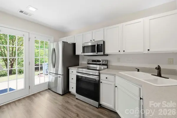 2540 Brackley PL NW, Concord, NC 28027