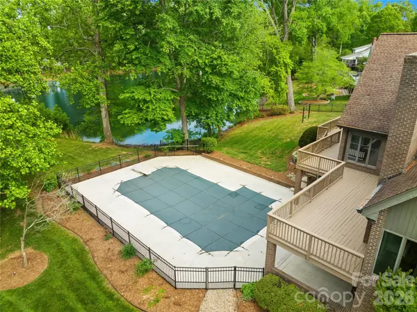536 Innisbrook DR, Statesville, NC 28625