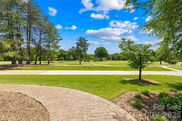 536 Innisbrook DR, Statesville, NC 28625
