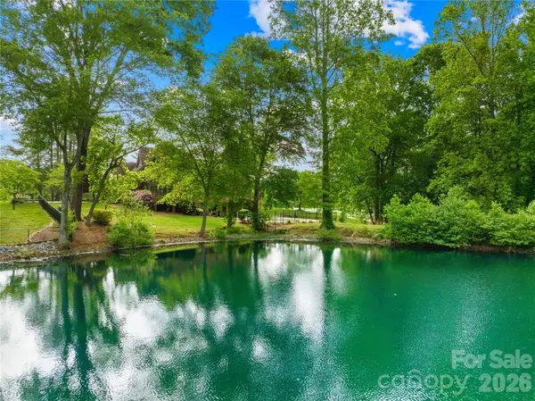 536 Innisbrook DR, Statesville, NC 28625