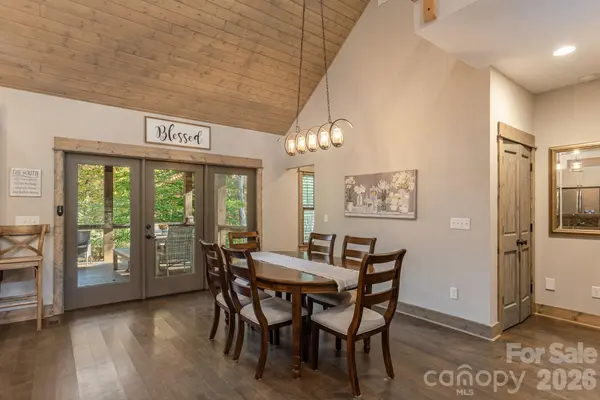 142 Davids TRCE, Pisgah Forest, NC 28768