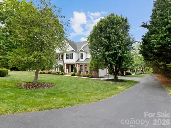 103 Berry Hill DR #10, Hendersonville, NC 28791