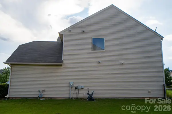 3942 Kestrel LN, Fort Mill, SC 29707