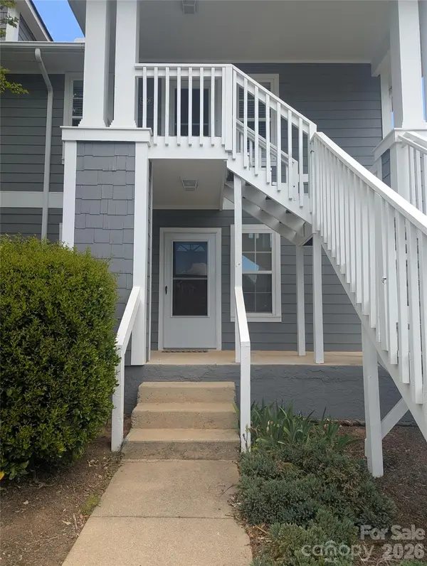 3005 Sagamore LN, Asheville, NC 28806