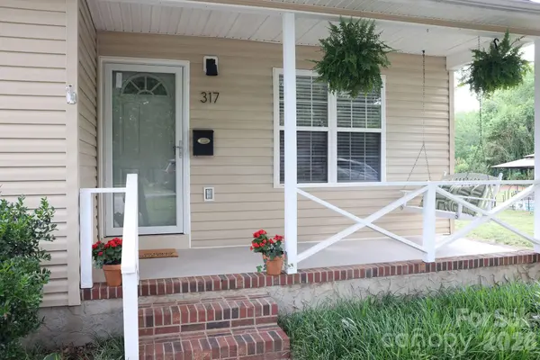317 Devine AVE, Belmont, NC 28012