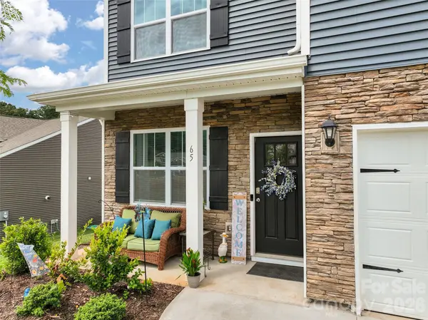 65 Valleywood DR, Waynesville, NC 28786