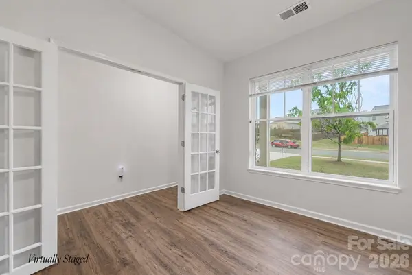 65 Valleywood DR, Waynesville, NC 28786
