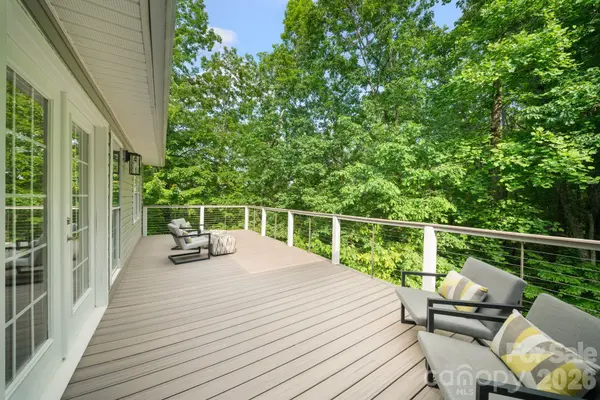 2508 Carriage Falls CT, Hendersonville, NC 28791