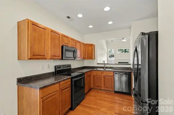 148 Cypress Landing DR, Mooresville, NC 28117