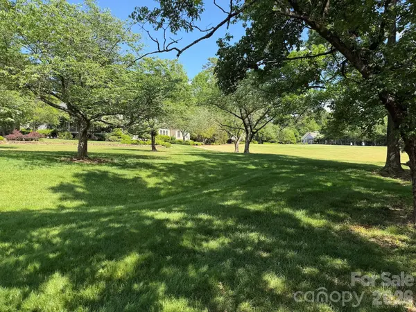 296 Millingport LN, New London, NC 28127