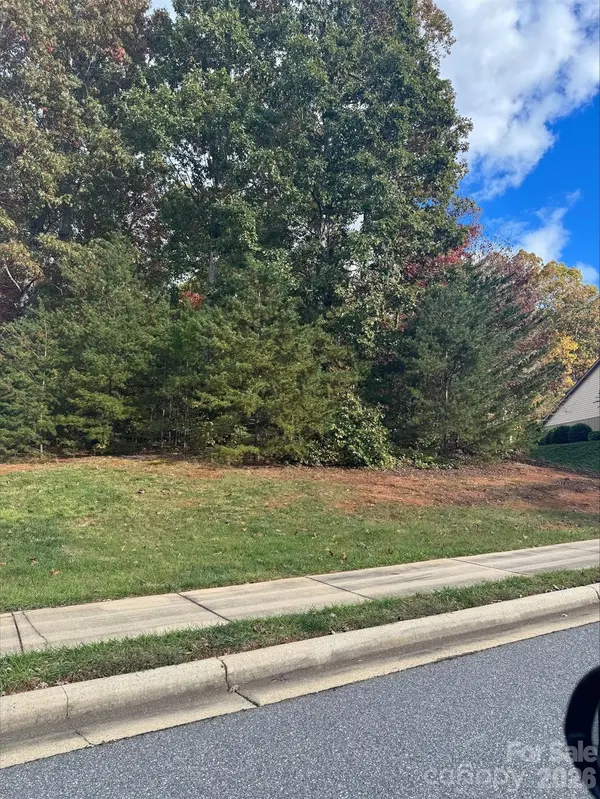 4011 Stadler CIR NE #122, Conover, NC 28613