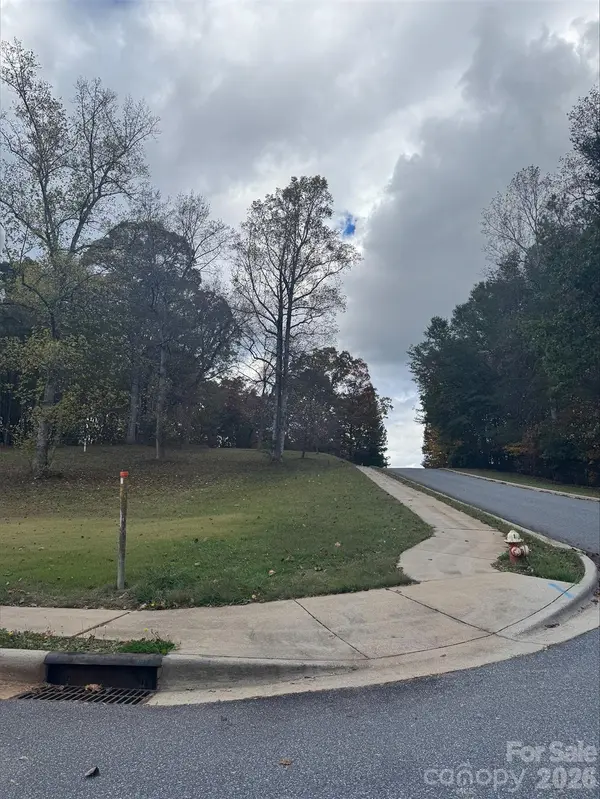 3975 Stadler CIR NE #128, Conover, NC 28613