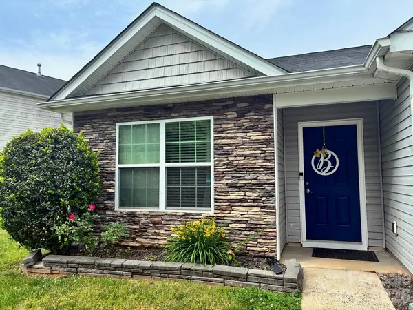 9315 Carrot Patch DR, Charlotte, NC 28216