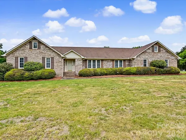 4165 Wrangler DR SW, Concord, NC 28027