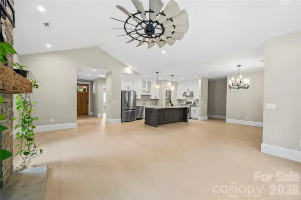 67 Starwood Valley TRL, Arden, NC 28704