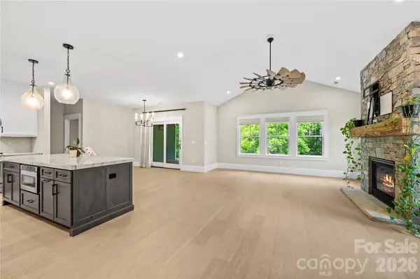 67 Starwood Valley TRL, Arden, NC 28704