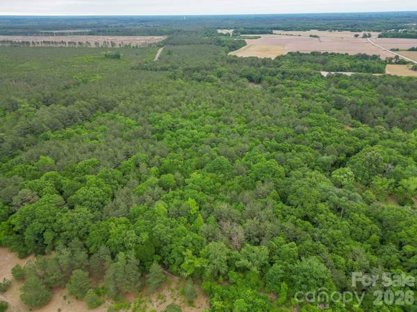 000 Magnolia RD, Bennettsville, SC 29512