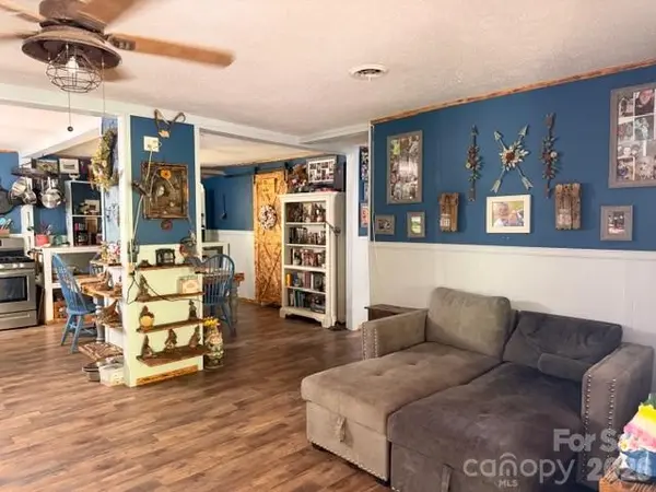 4735 Sugar Hill RD, Marion, NC 28752