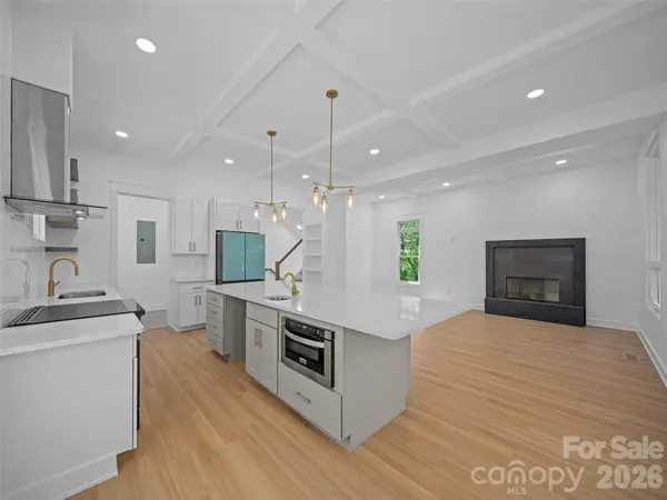 92 Cedar ST, Asheville, NC 28803