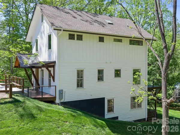 92 Cedar ST, Asheville, NC 28803