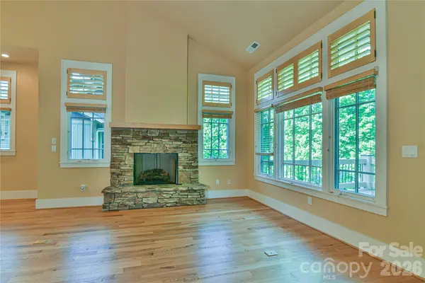 52 Mandolin DR #52, Black Mountain, NC 28711
