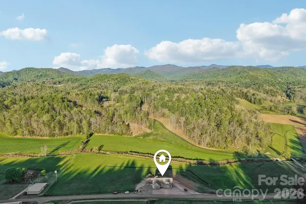 1060 California Creek RD, Mars Hill, NC 28754