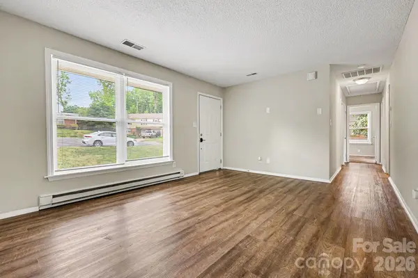 603 Dobson DR, Charlotte, NC 28213
