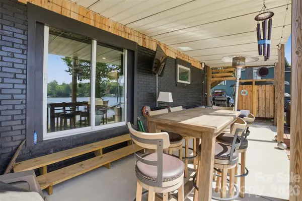 4473 Ridge ST, Claremont, NC 28610