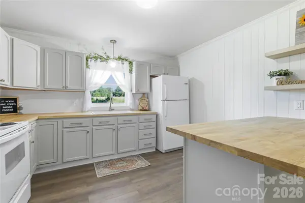 574 Old Mooresboro RD, Mooresboro, NC 28114
