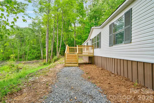 141 Knob Creek DR, Lawndale, NC 28090