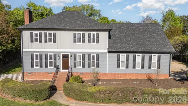 8823 Dartmoor PL, Mint Hill, NC 28227