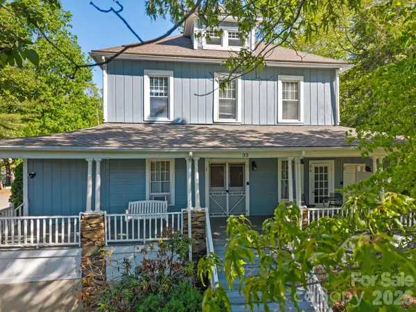 33 Vance AVE, Black Mountain, NC 28711