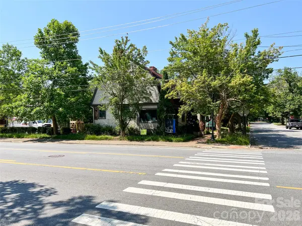 1 Swan ST, Asheville, NC 28803