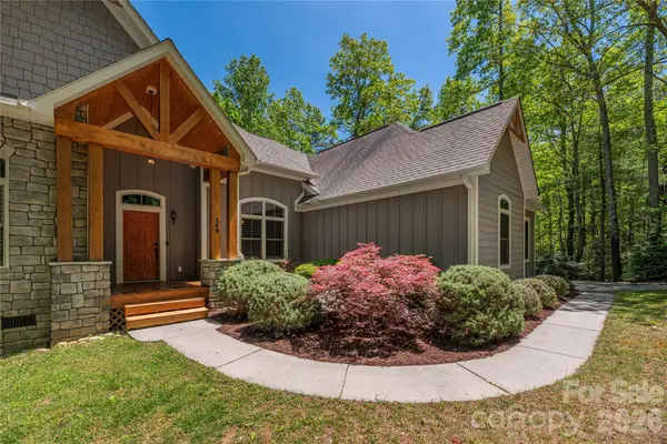 305 & 349 Freedom Trail CT, Zirconia, NC 28790