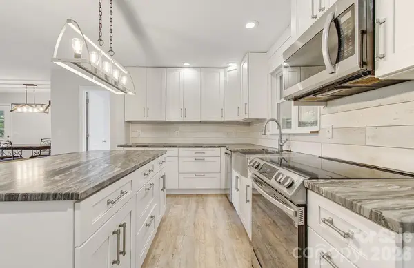 2131 Coleman Mountain RD, Waynesville, NC 28785