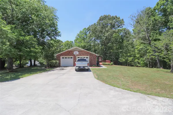 112 Forest AVE NE, Valdese, NC 28690